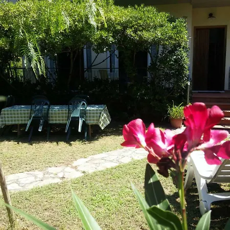 Mare A Con Giardino *