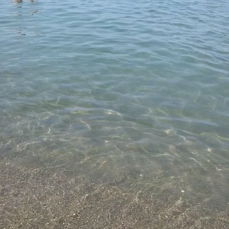 Mare A Con Giardino