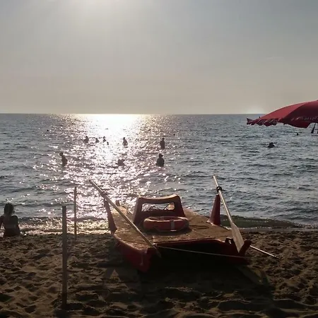 Apartamento Mare A Con Giardino